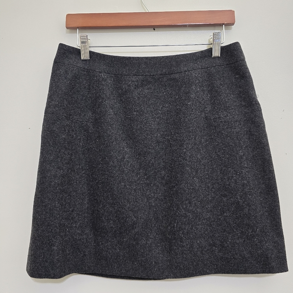 J. Crew size 6 Mini Skirt Wool Blend Short Length Casual Lined Zip Business